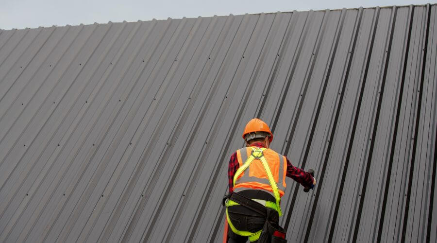Professional metal roof installation services in Mercedes, TX